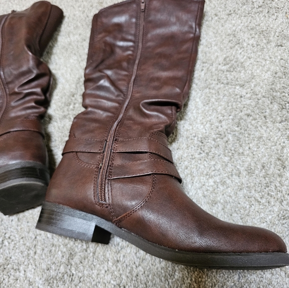 JACLYN SMITH calf high boots - Picture 5 of 5